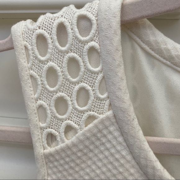 Ann Taylor eyelet dress - size 8 - Picture 3 of 7